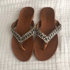 ZiGiny leather flip flop